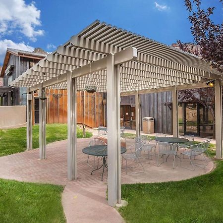 Zion Campfire Lodge At Zion Park, Ascend Hotel Collection Спрингдейл Екстериор снимка